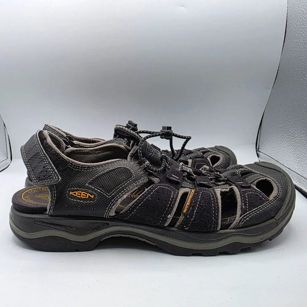 Keen Rialto Mens Size 11 Black Waterproof Closed Toe Sandals Beach Outdoor
